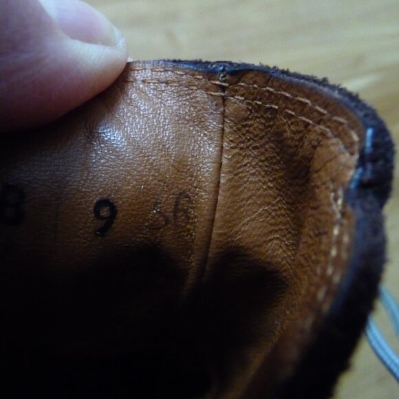 SALVATORE FERRAGAMO TRENDY BROWN SUEDE ALMOND TOE CHELSEA BOOTIES MADE  ITALY 9 - Picture 5 of 9